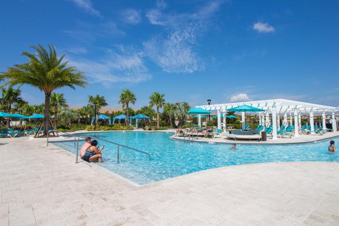 Large Luxury Pool Ferienhaus